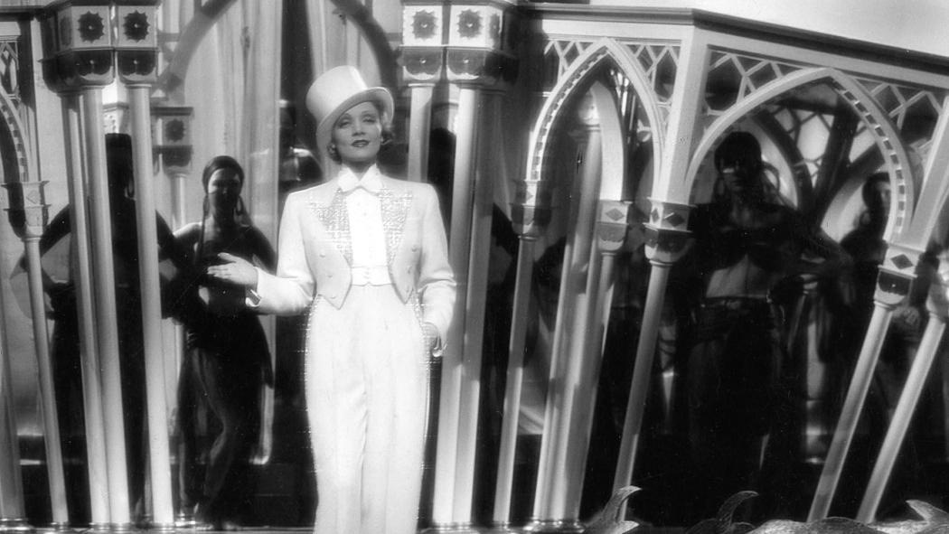 Blonde Venus (1932) izle